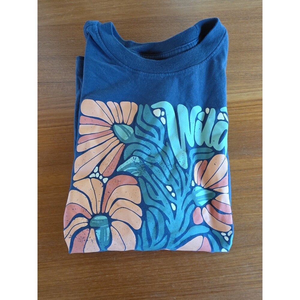 Happy Earth T-shirt Size Small
